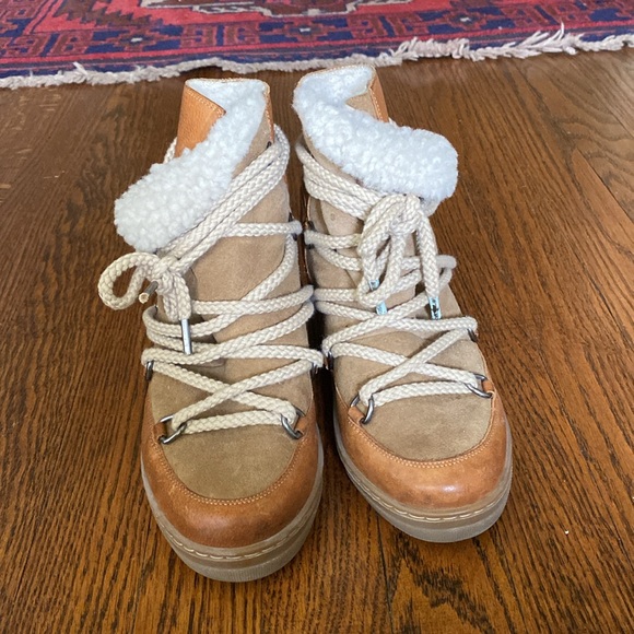 Isabel Marant nowles shearling boots - Picture 2 of 7